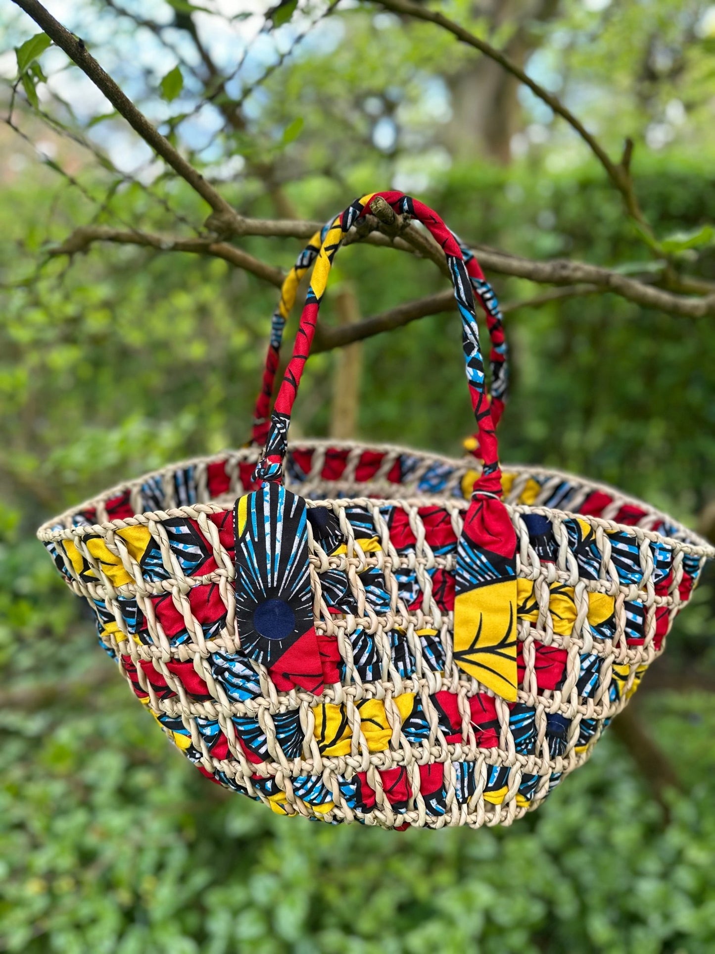 African Handwoven Raffia Basket - Bibianna African Art Collective